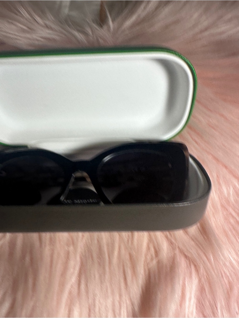 Kate Spade New York Marigold/S Cat-Eye
Sunglasses. - Picture 2 of 6
